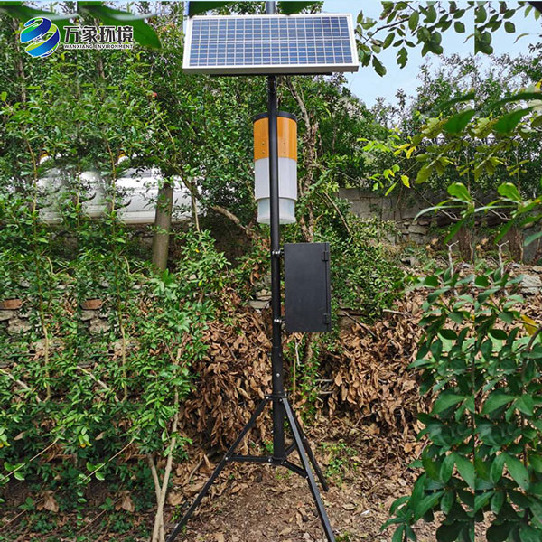 拍照式樣性誘測(cè)報(bào)儀/